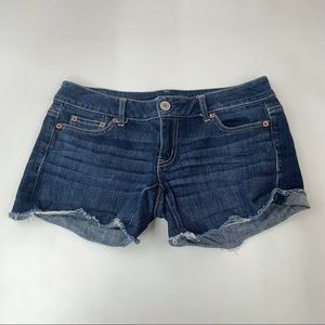 American Eagle Womens Jean Short Shorts Size 4
